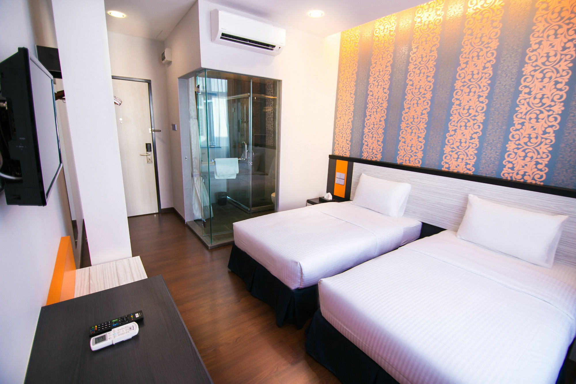 Indra Hotel - Boutique Suites Ipoh Kültér fotó