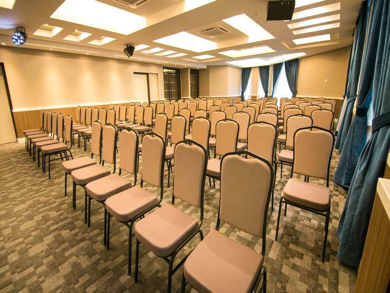 Indra Hotel - Boutique Suites Ipoh Kültér fotó