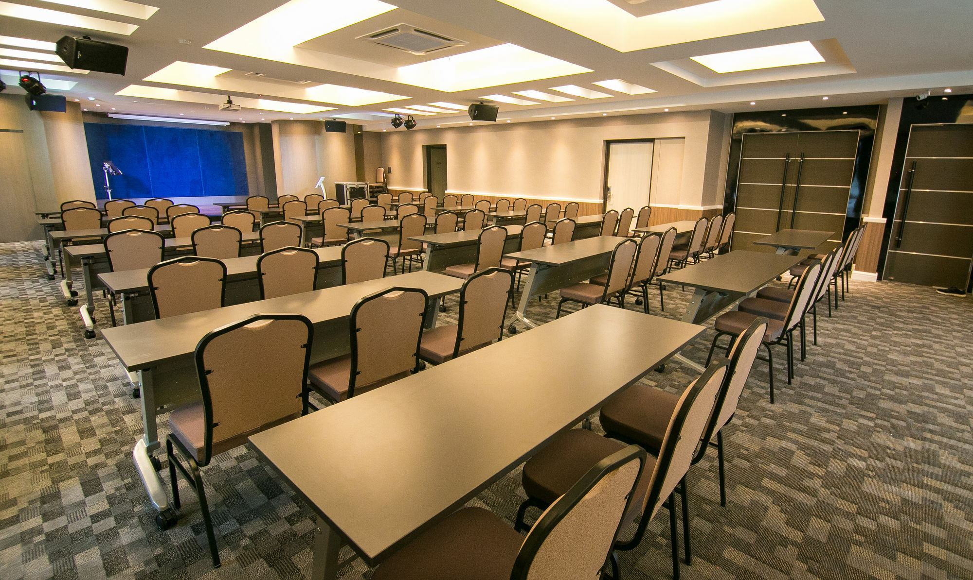 Indra Hotel - Boutique Suites Ipoh Kültér fotó